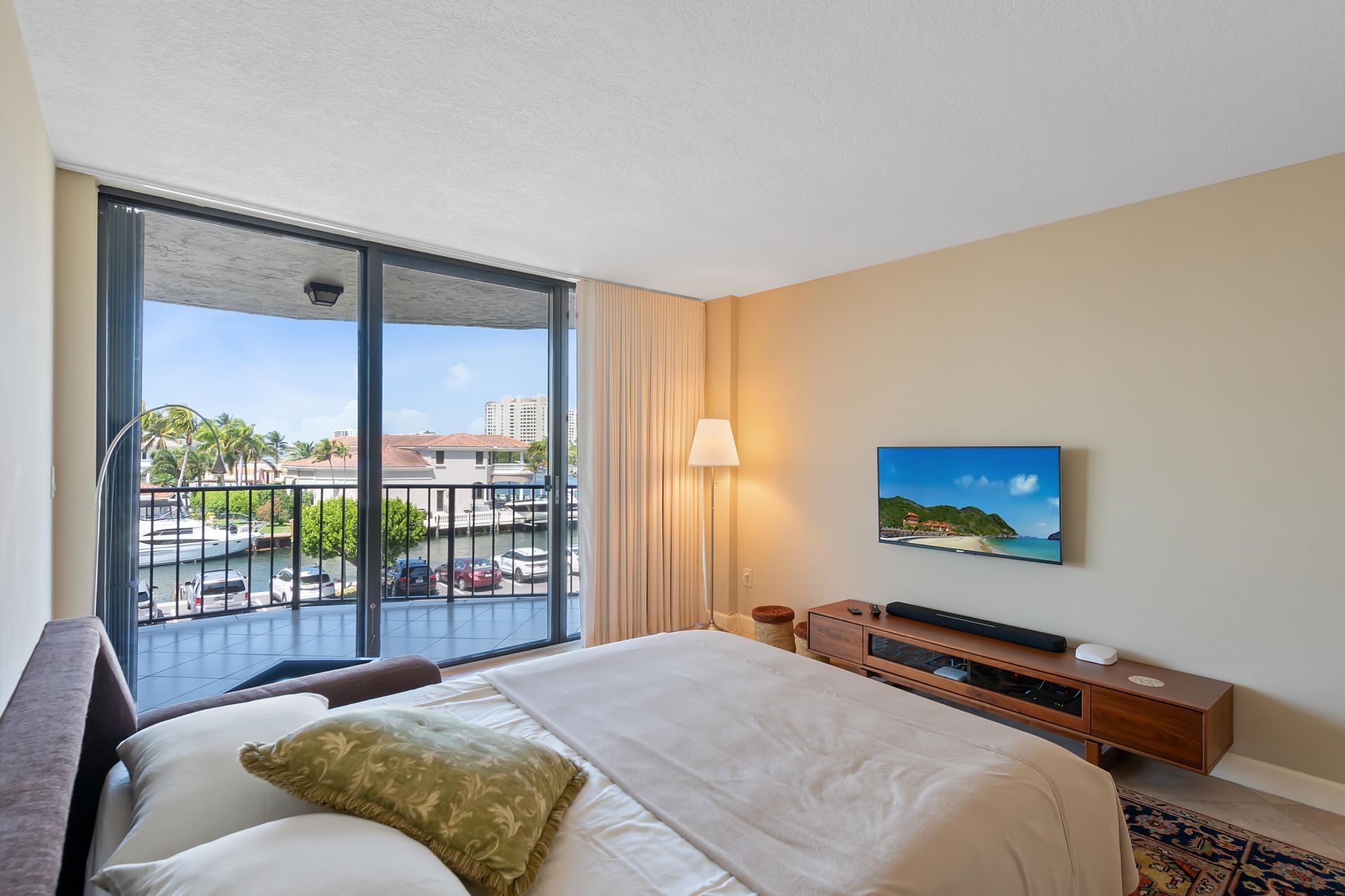 899 Jeffery Street, Unit 310, Boca Raton, FL 33487 Photo