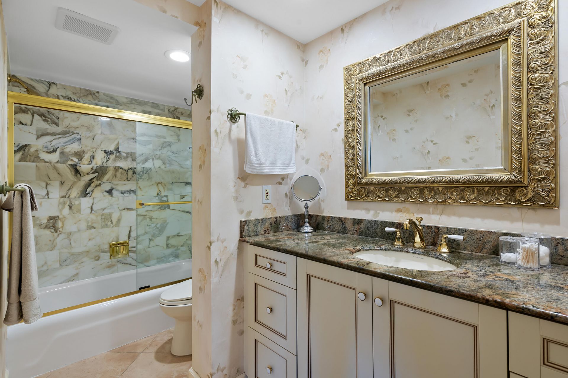 899 Jeffery Street, Unit 310, Boca Raton, FL 33487 Photo