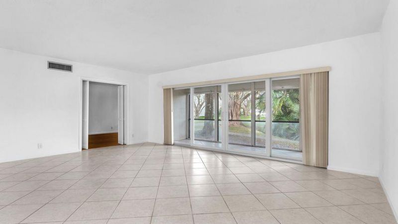 6125 Old Court Road, Unit 133, Boca Raton, FL 33433 Photo