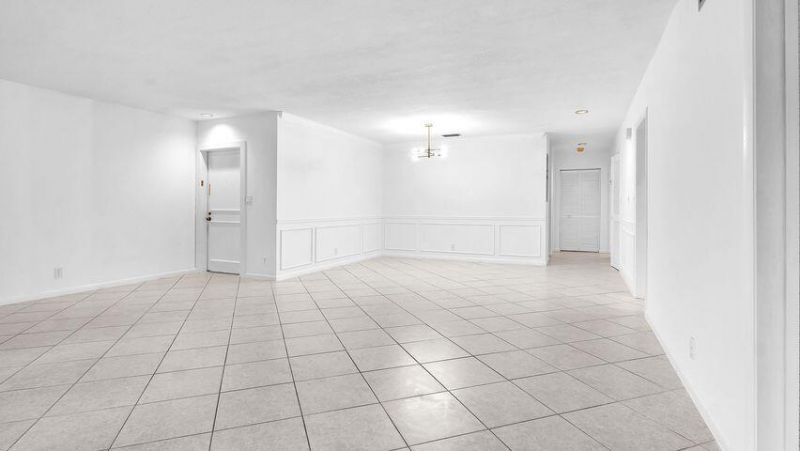 6125 Old Court Road, Unit 133, Boca Raton, FL 33433 Photo