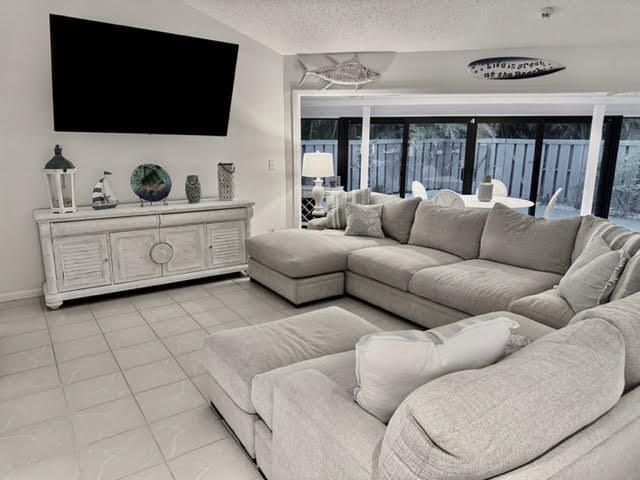 1127 E Seminole Avenue, Unit 21c, Jupiter, FL 33477 Photo