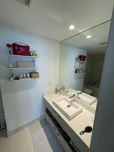 55 SW 9th Street, Unit 3209, Miami, FL 33130 Photo
