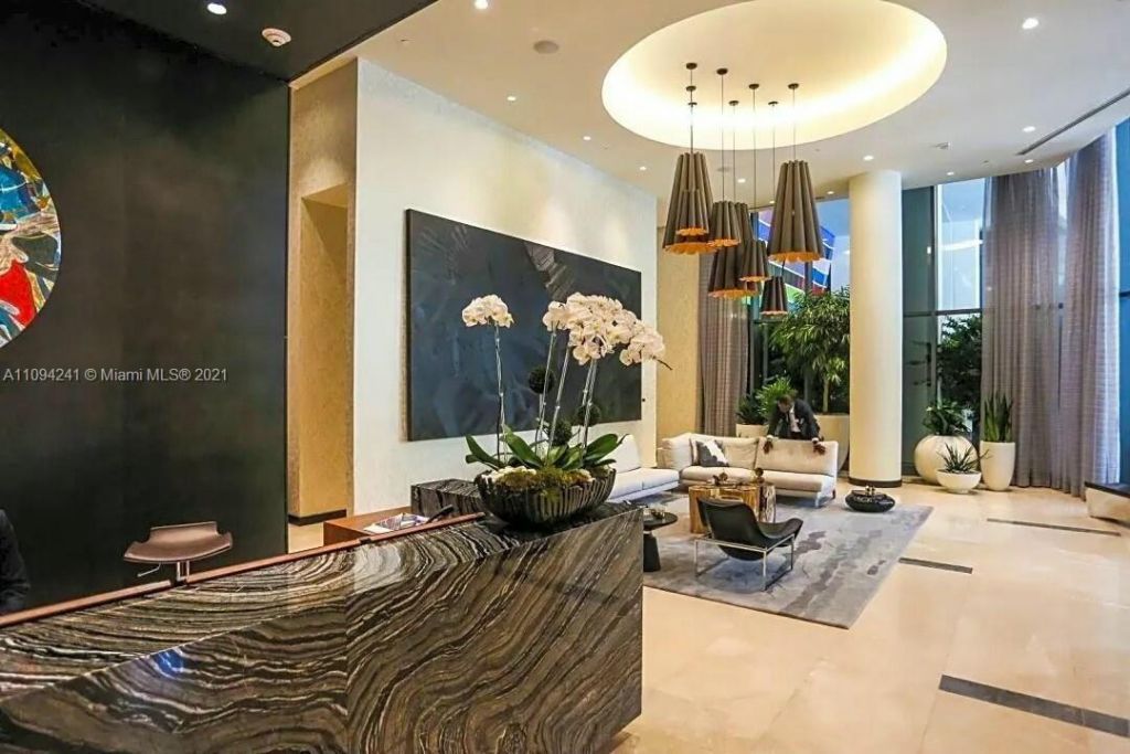 55 SW 9th Street, Unit 3209, Miami, FL 33130 Photo