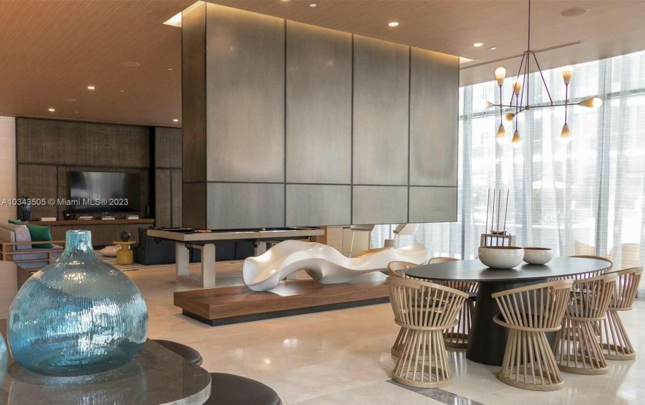 55 SW 9th Street, Unit 3209, Miami, FL 33130 Photo