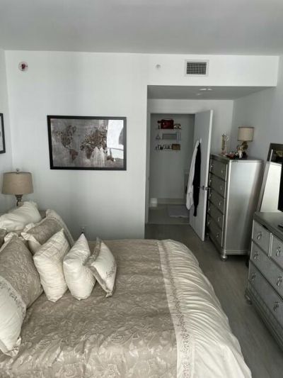 55 SW 9th Street, Unit 3209, Miami, FL 33130 Photo