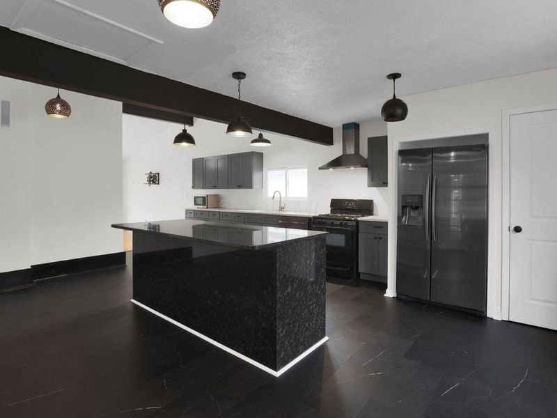 343 Flint Ridge Drive, Columbus, OH 43230 Photo 11