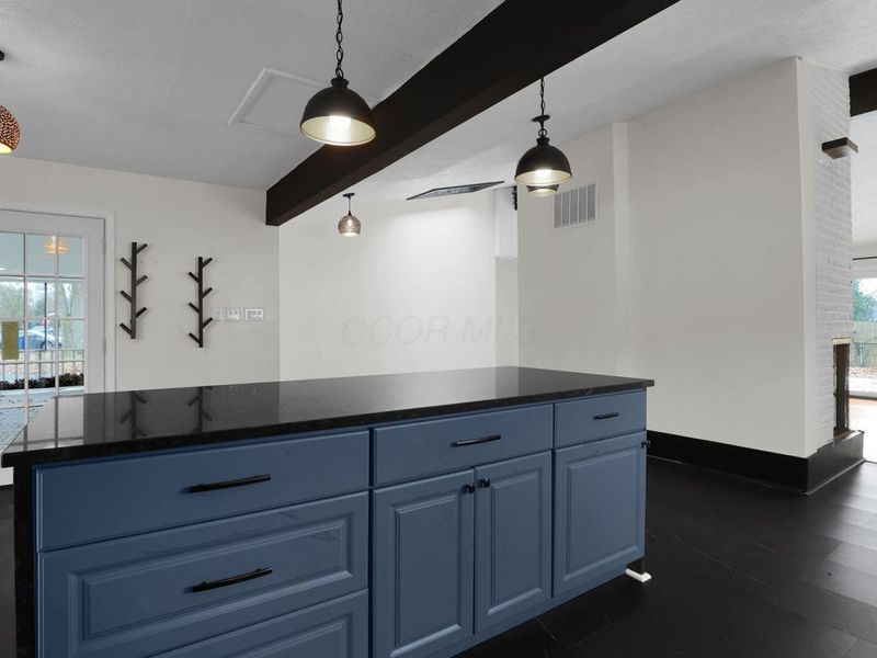 343 Flint Ridge Drive, Columbus, OH 43230 Photo 8