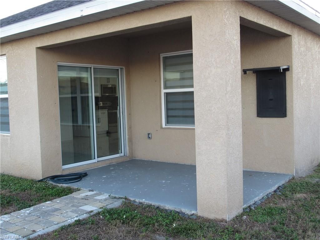 2709 SW 4th Pl , Cape Coral, FL 33914 Photo