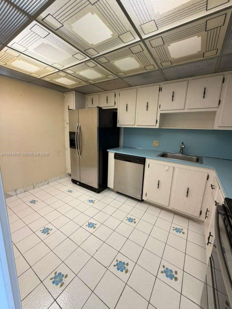20379 W Country Club Dr , Unit 1433, Aventura, FL 33180 Photo