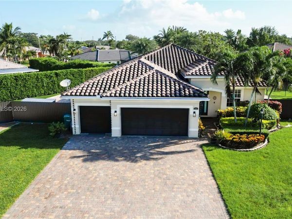 2133 NW 14th Pl, Homestead, FL 33030