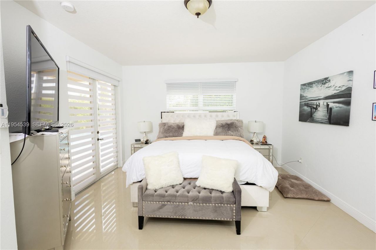 2133 NW 14th Pl, Homestead, FL 33030 Photo