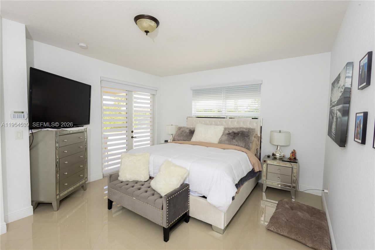 2133 NW 14th Pl, Homestead, FL 33030 Photo