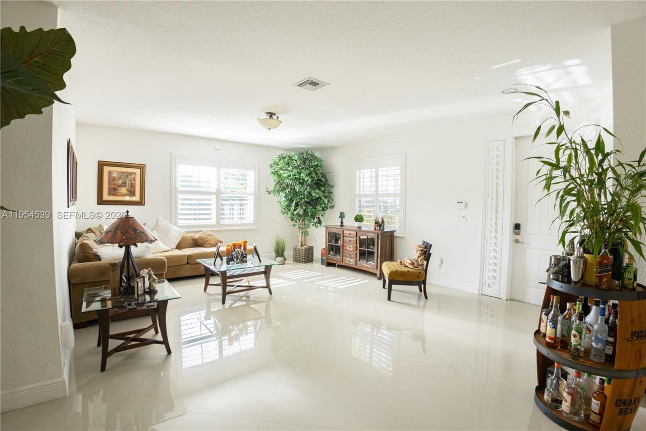 2133 NW 14th Pl, Homestead, FL 33030 Photo