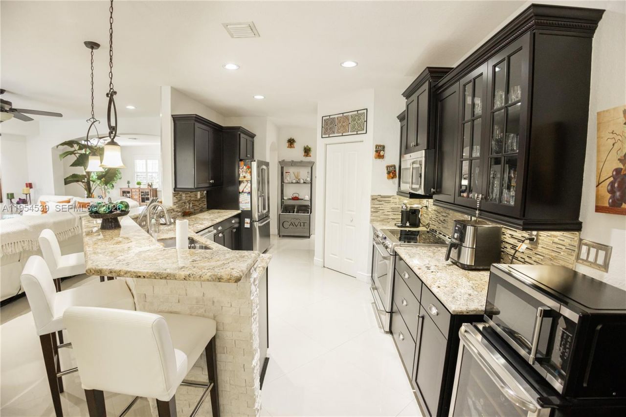 2133 NW 14th Pl, Homestead, FL 33030 Photo