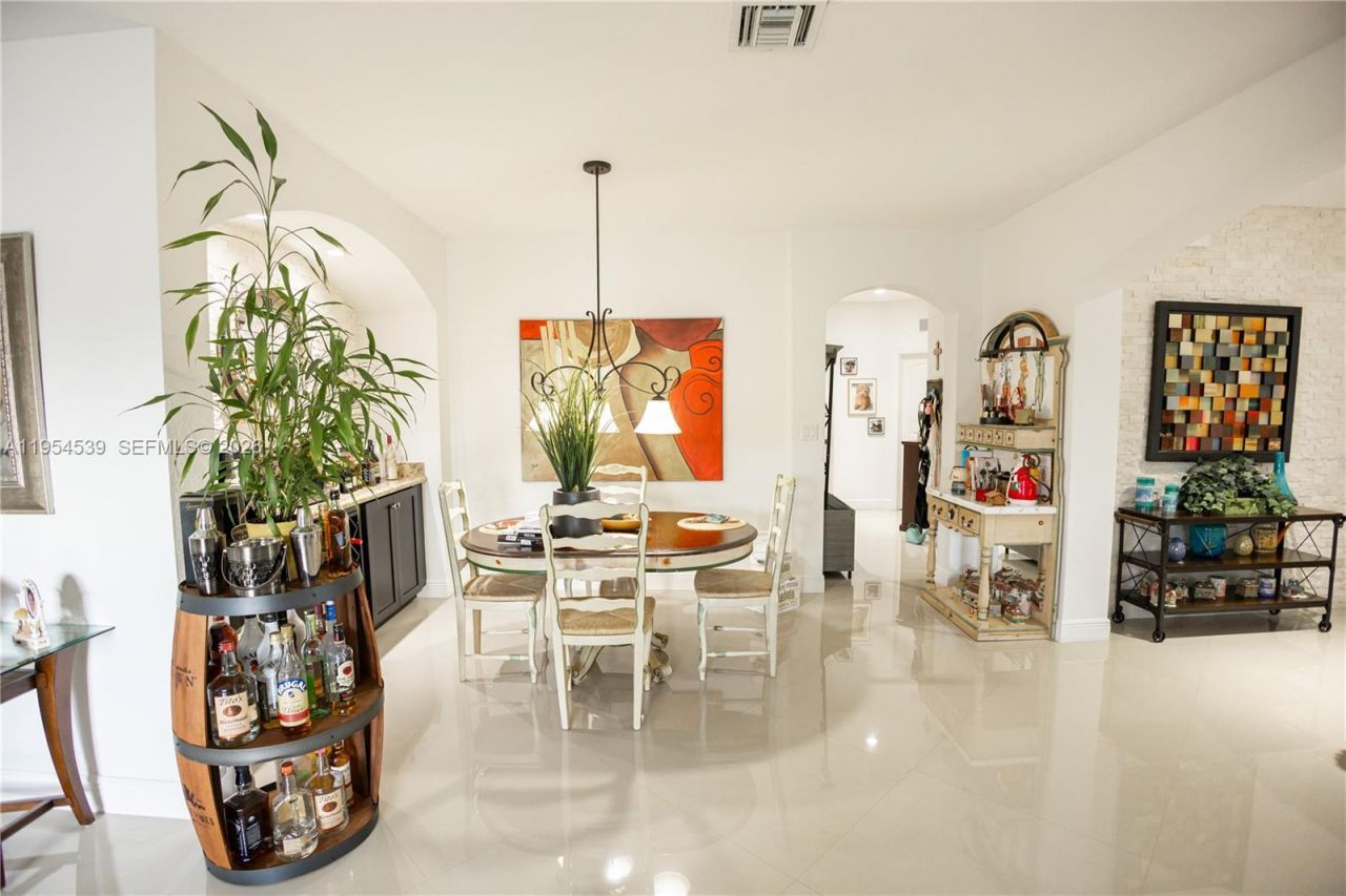 2133 NW 14th Pl, Homestead, FL 33030 Photo