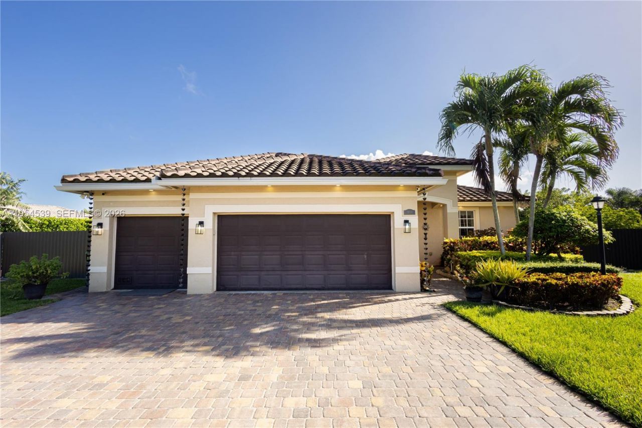 2133 NW 14th Pl, Homestead, FL 33030 Photo