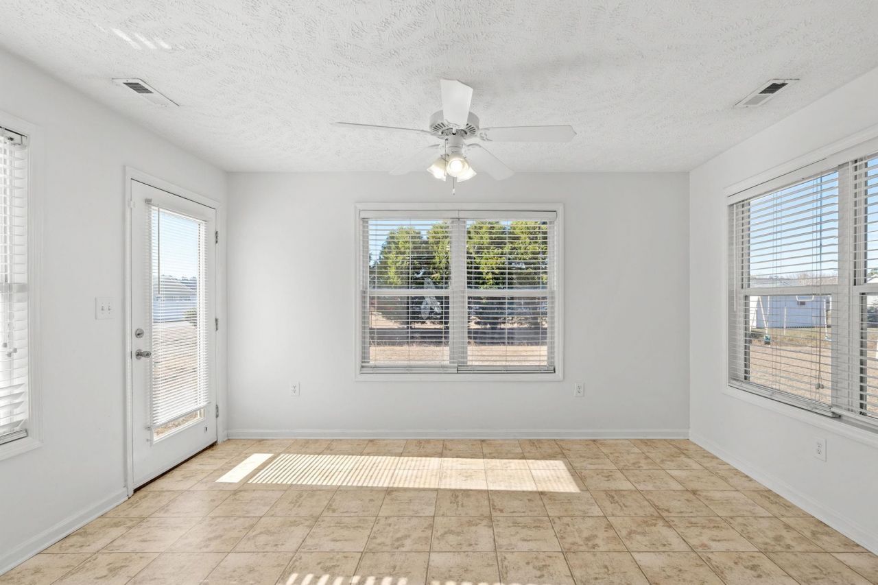 227 Sweetbay Magnolia St. Photo 15