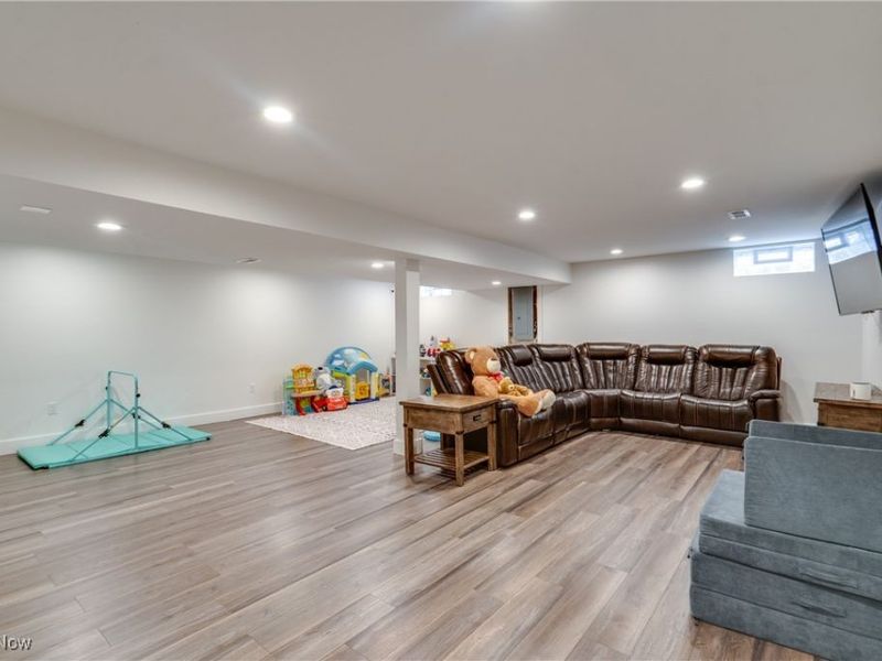 1353 Berkshire Road, Stow, OH 44224 Photo 37