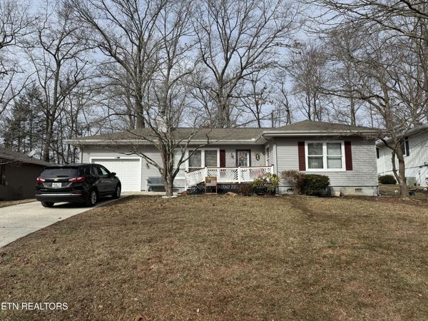 145 Canterbury Drive, Crossville, TN 38558