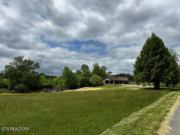 178 Winstead Rd, Wartburg, TN 37887