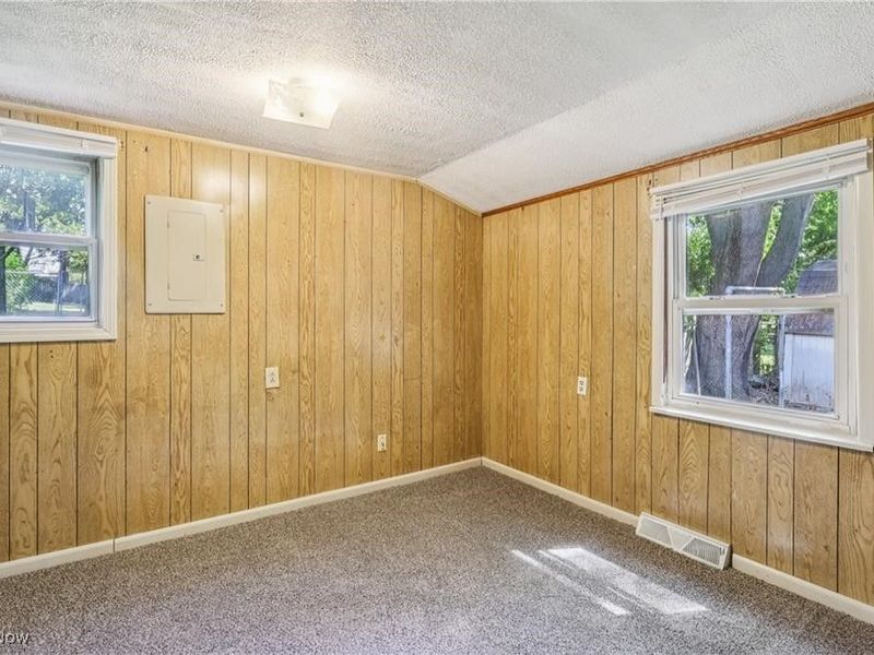 1254 Welsh Avenue, Akron, OH 44314 Photo 11