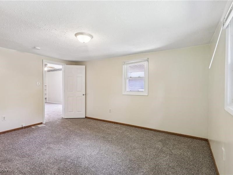 1254 Welsh Avenue, Akron, OH 44314 Photo 4