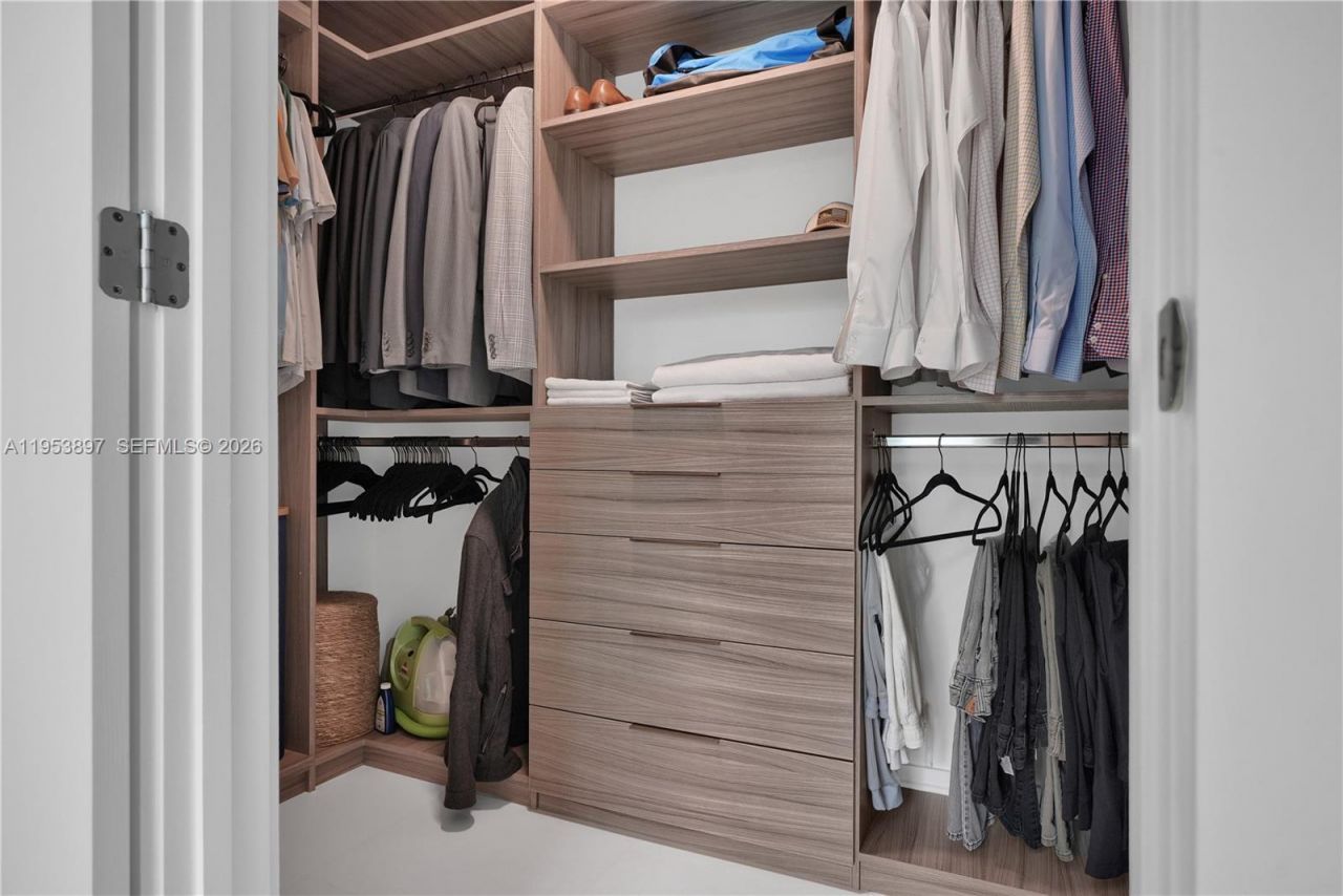 1080 Brickell Ave , Unit 1802, Miami, FL 33131 Photo