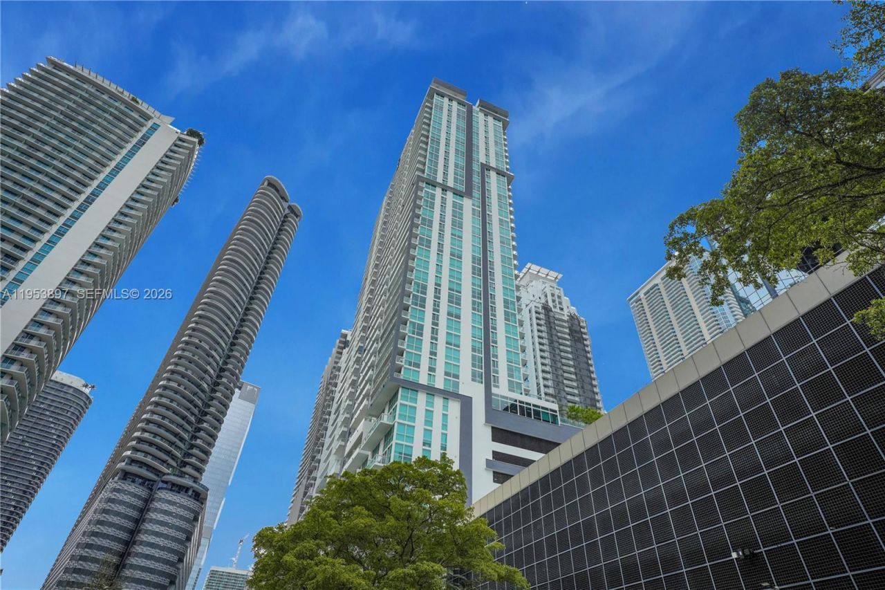 1080 Brickell Ave , Unit 1802, Miami, FL 33131 Photo