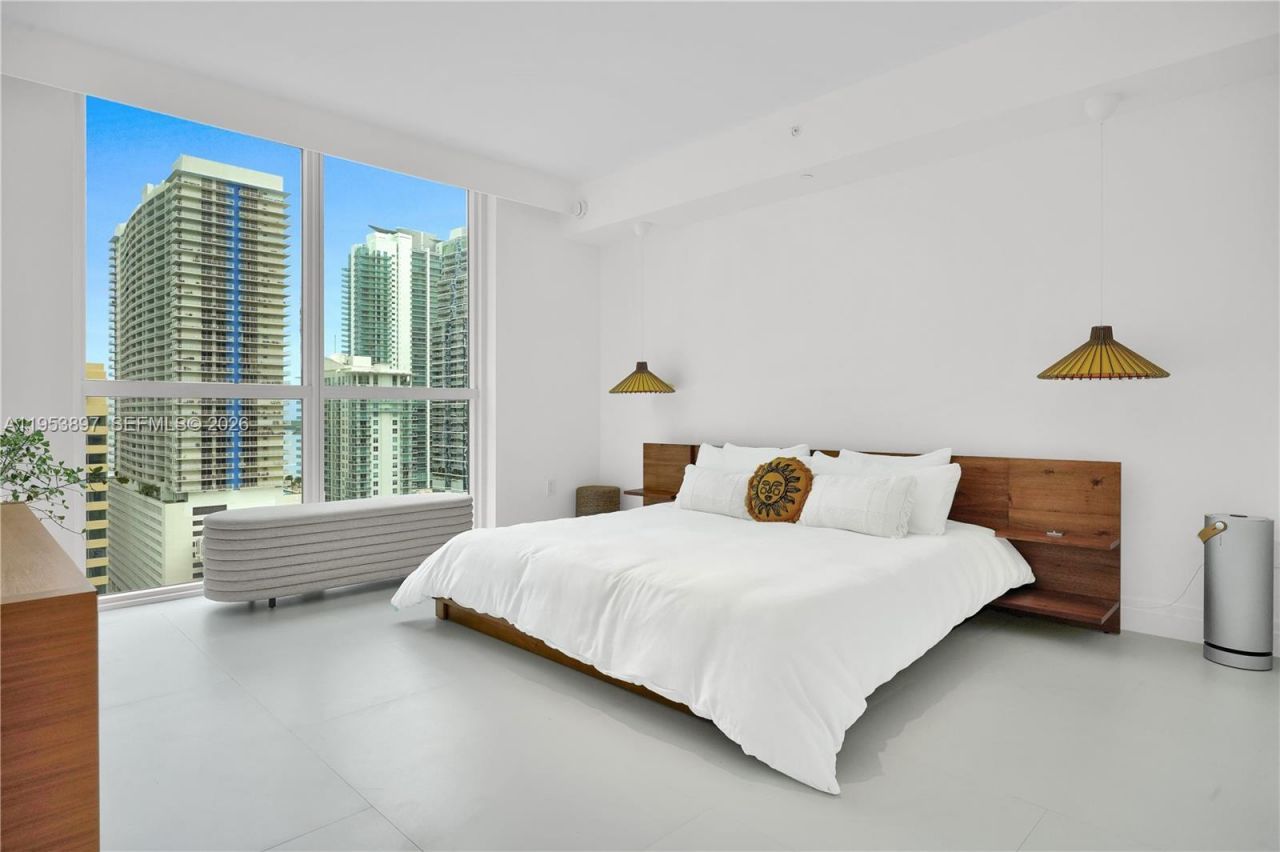 1080 Brickell Ave , Unit 1802, Miami, FL 33131 Photo