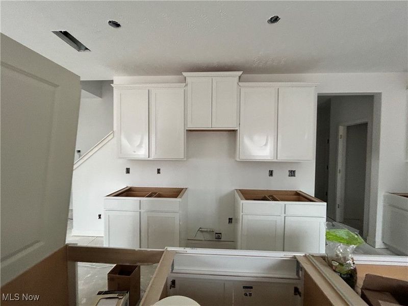 5079 Shepherds Glen, Willoughby, OH 44094 Photo 3