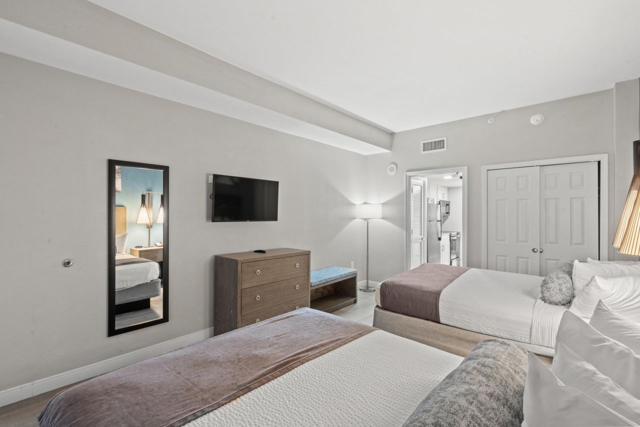 2006 N Ocean Blvd. Photo 19