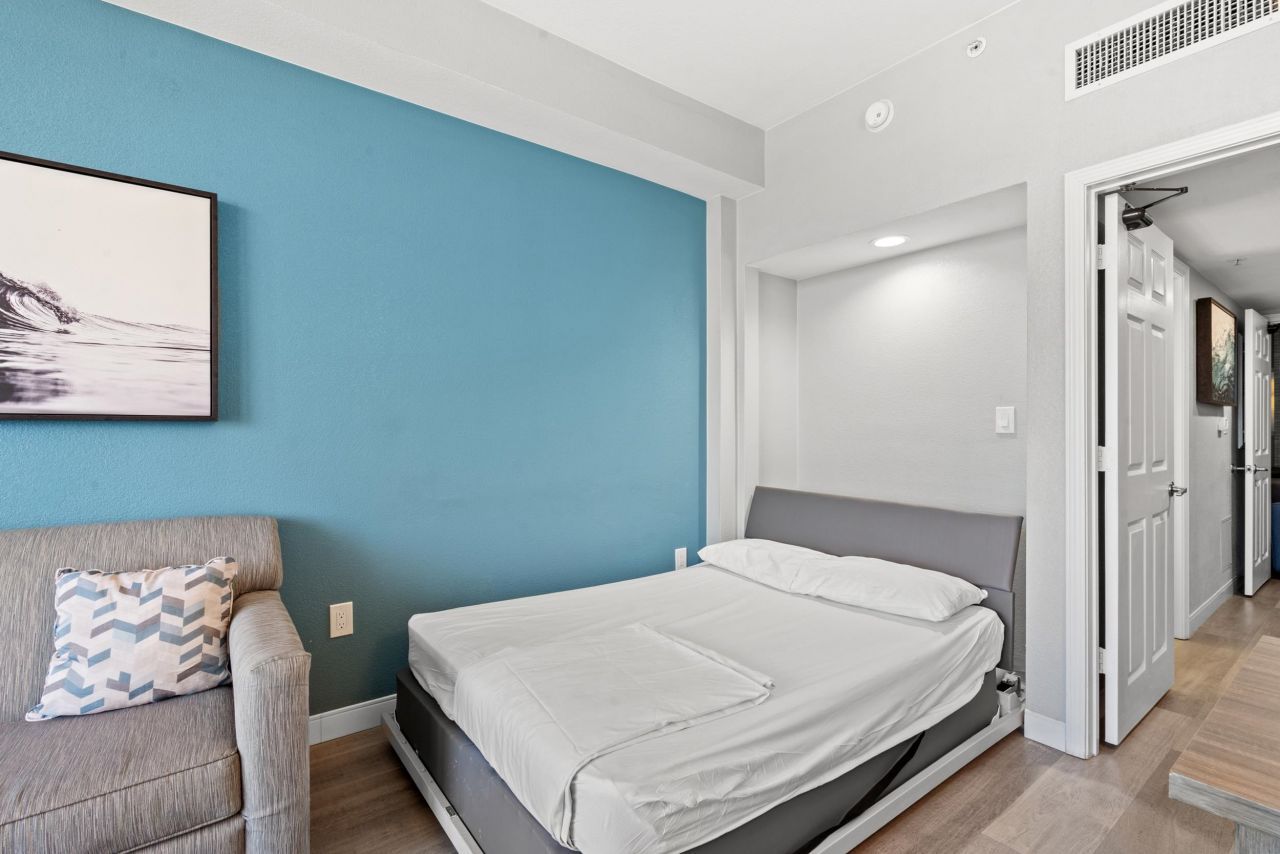 2006 N Ocean Blvd. Photo 23