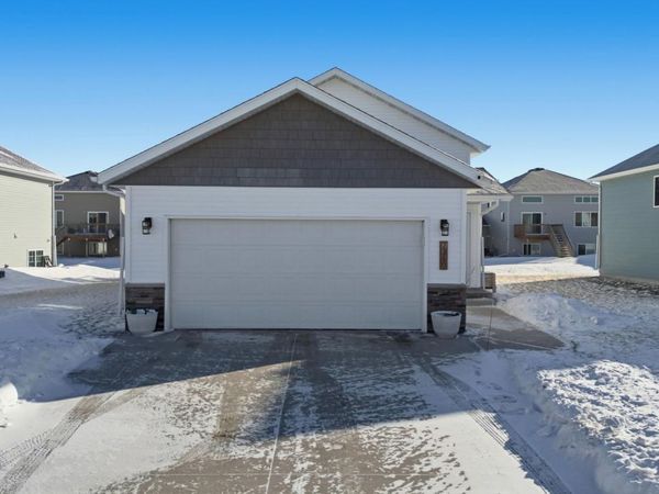 7360 20th Street S, Fargo, ND 58104