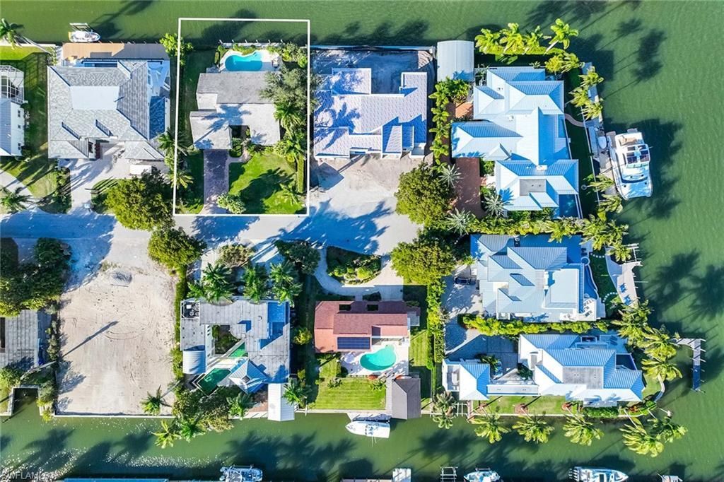 675 15th Ave S, Naples, FL 34102 Photo