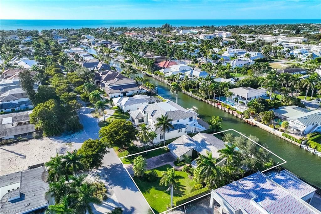 675 15th Ave S, Naples, FL 34102 Photo