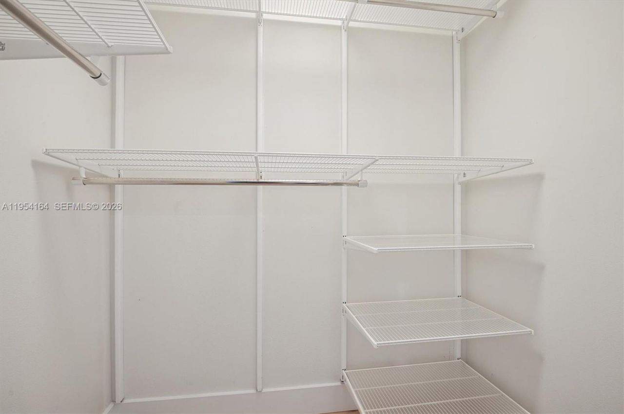 20225 NE 34th Ct, Unit 312, Aventura, FL 33180 Photo