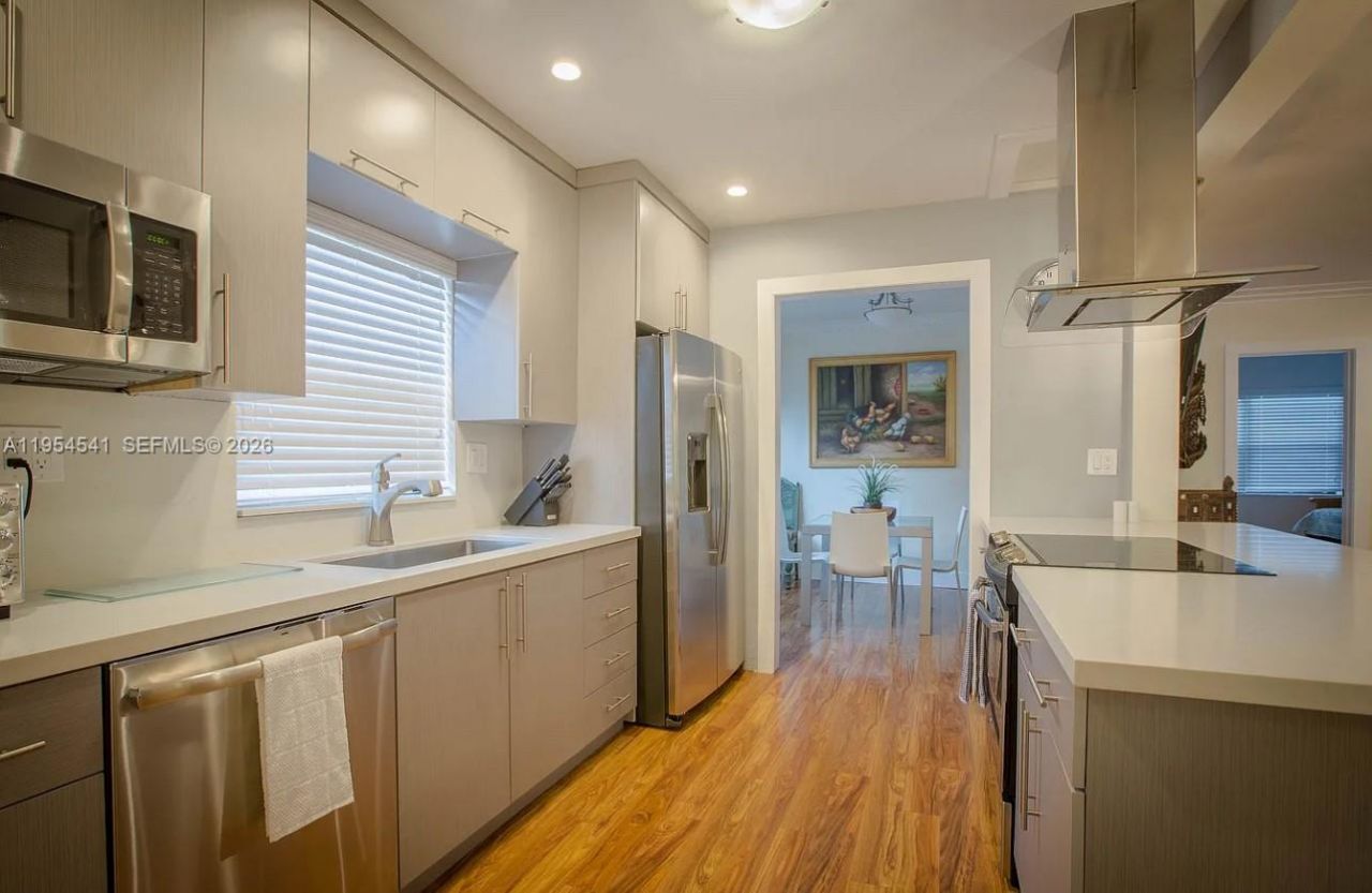 555 NE 71st St, Unit 1, Miami, FL 33138 Photo