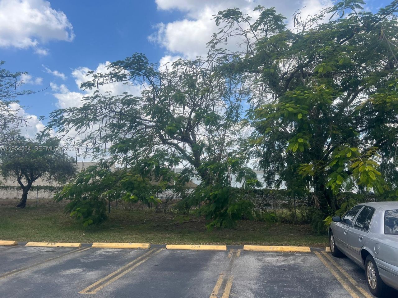 526 NW 114th Ave, Unit 103, Sweetwater, FL 33172 Photo