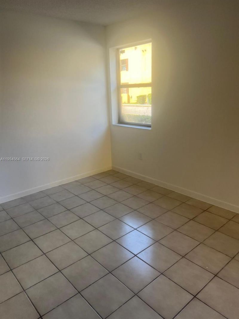 526 NW 114th Ave, Unit 103, Sweetwater, FL 33172 Photo