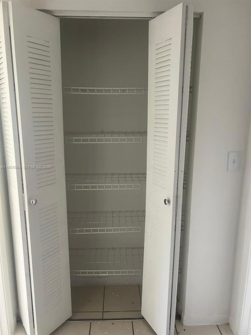 526 NW 114th Ave, Unit 103, Sweetwater, FL 33172 Photo