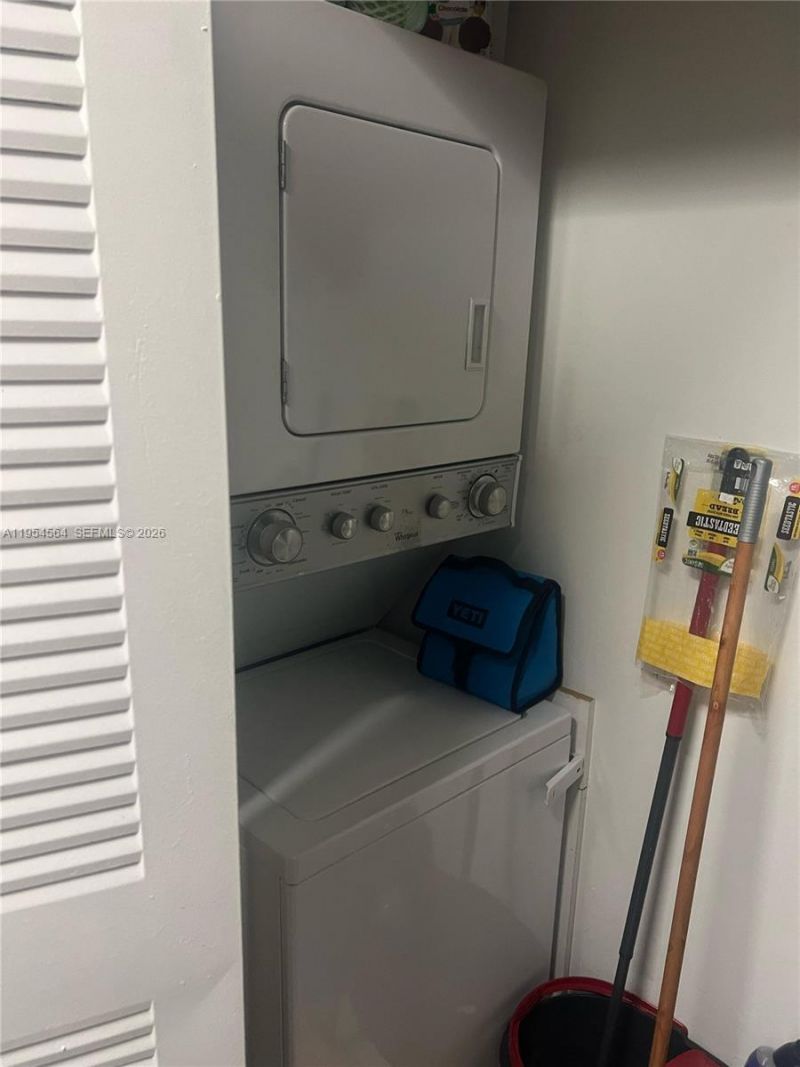 526 NW 114th Ave, Unit 103, Sweetwater, FL 33172 Photo