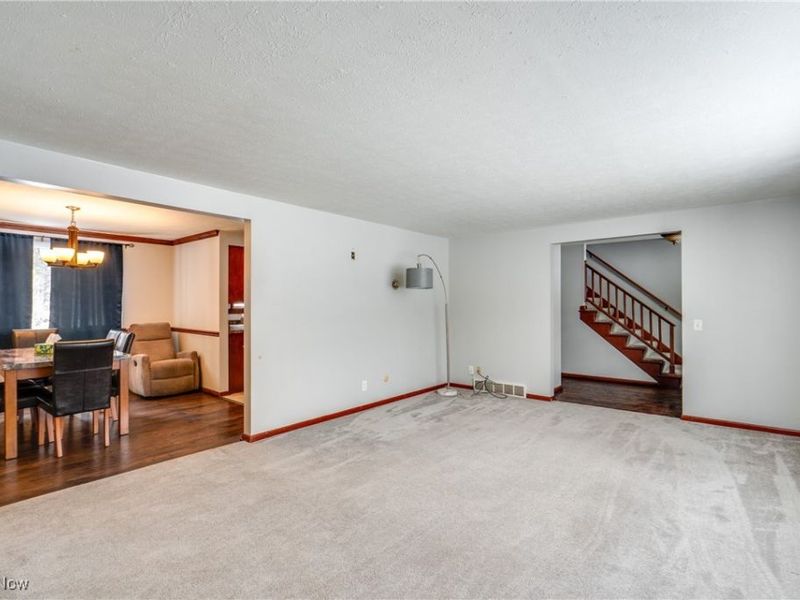 8499 Sherri Avenue NW, Canal Fulton, OH 44614 Photo 7