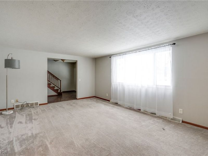 8499 Sherri Avenue NW, Canal Fulton, OH 44614 Photo 8