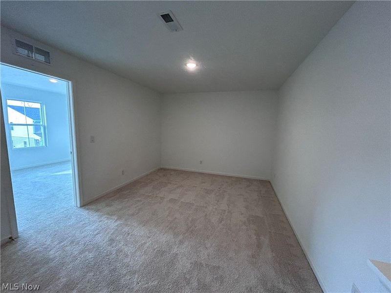 5081 Shepherds Glen, Willoughby, OH 44094 Photo 12