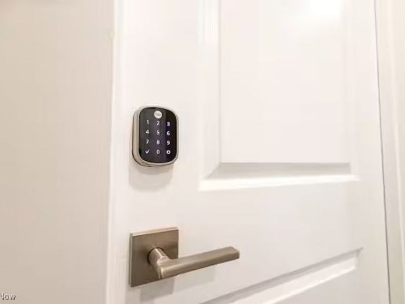 2164 E 87th Street, Cleveland, OH 44106 Photo 24