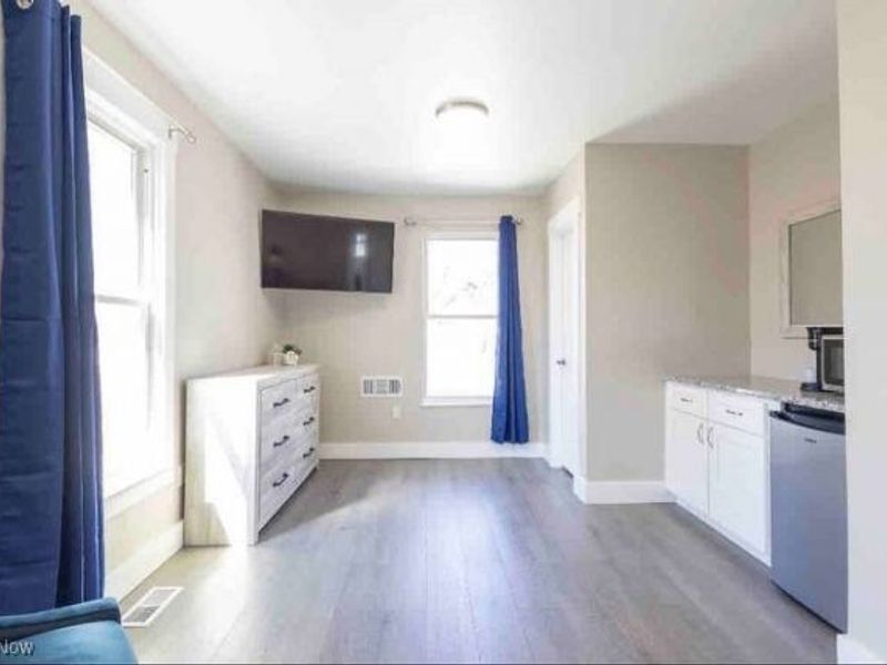 2164 E 87th Street, Cleveland, OH 44106 Photo 28