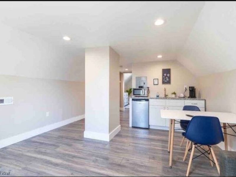 2164 E 87th Street, Cleveland, OH 44106 Photo 39