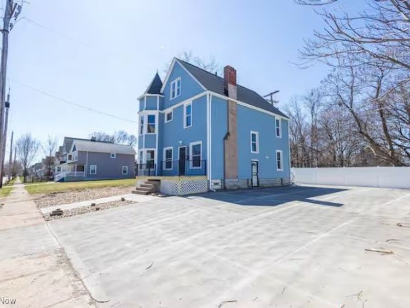 2164 E 87th Street, Cleveland, OH 44106 Photo 46