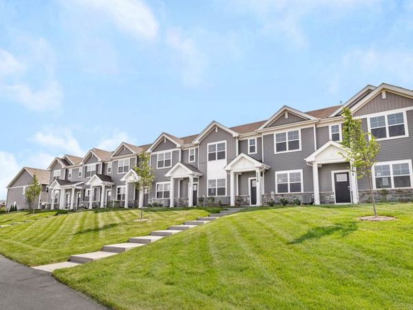 2233 Barbera Drive, Oswego, IL 60543