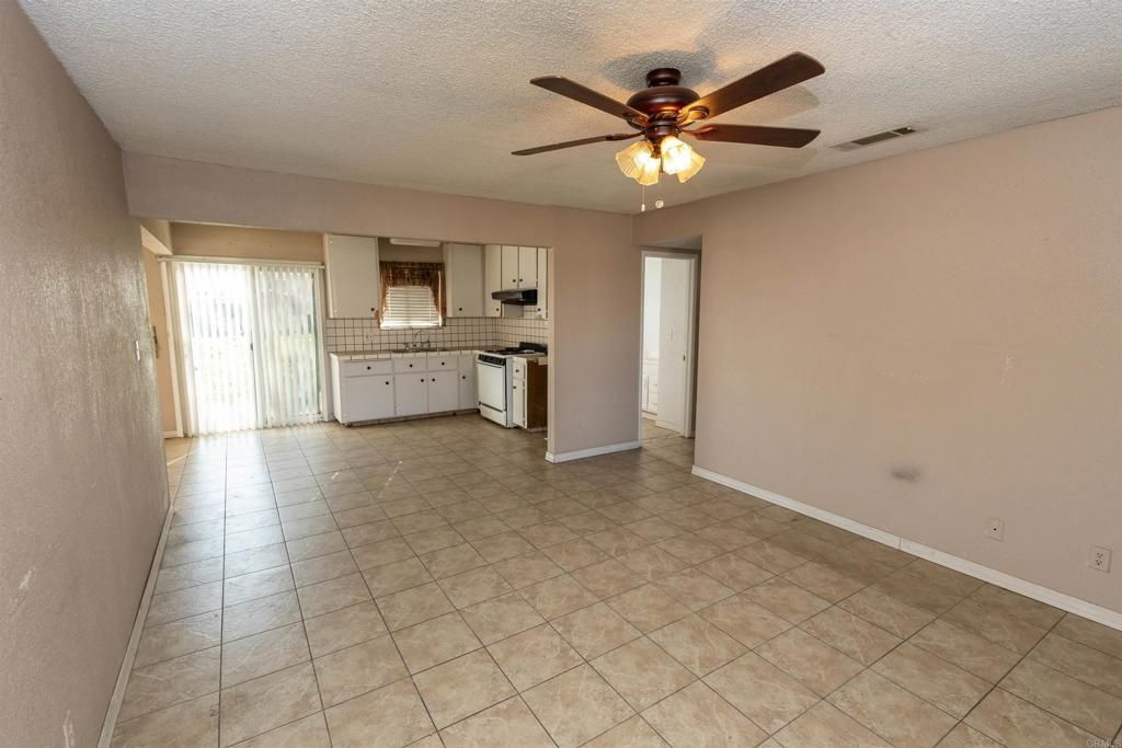1410 Grayson Circle, Firebaugh, CA 93622 Main Photo